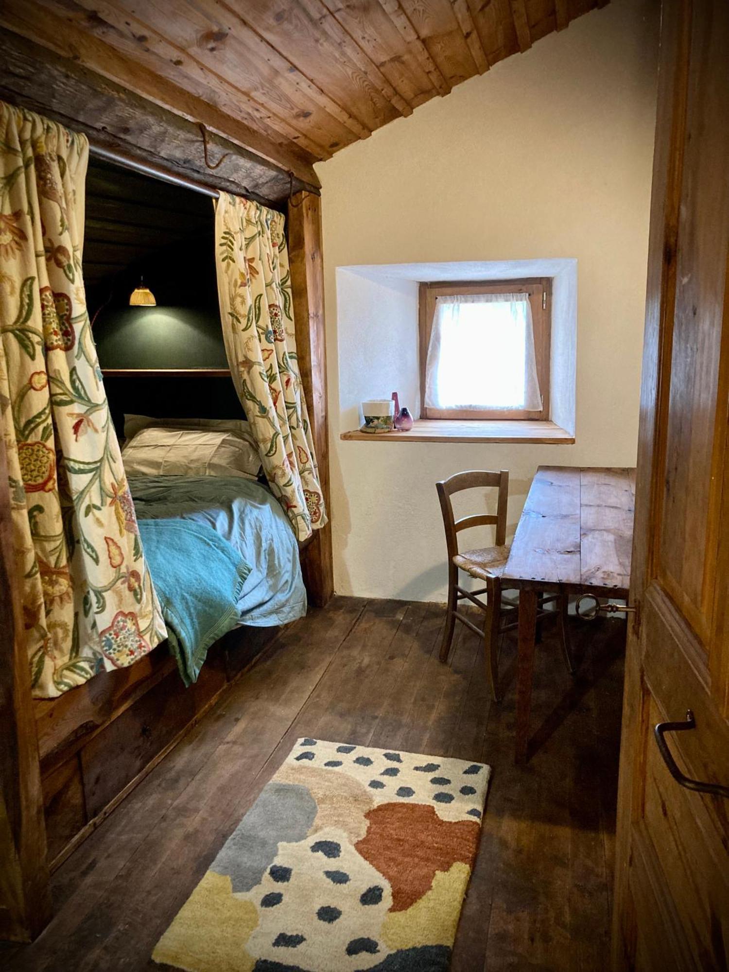Chambres Et Tables D'Hotes - Les Ateliers De Pontajou - Pelerin Navette Gratuite A Saugues Venteuges Екстер'єр фото